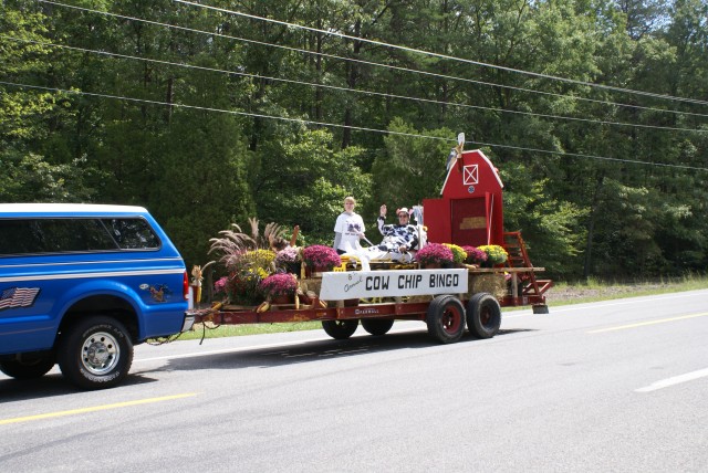 Cow Chip Bingo float -Heritage Day parade 9-20-08